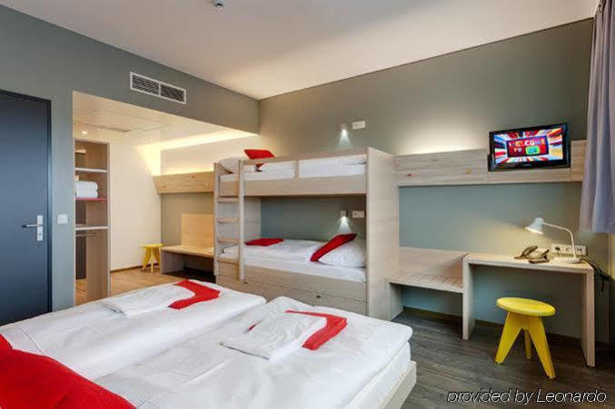 Hotel Meininger Airport